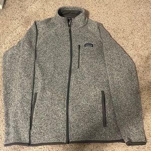 Patagonia winter sweater. Brand new condition, worn maybe once or twice.